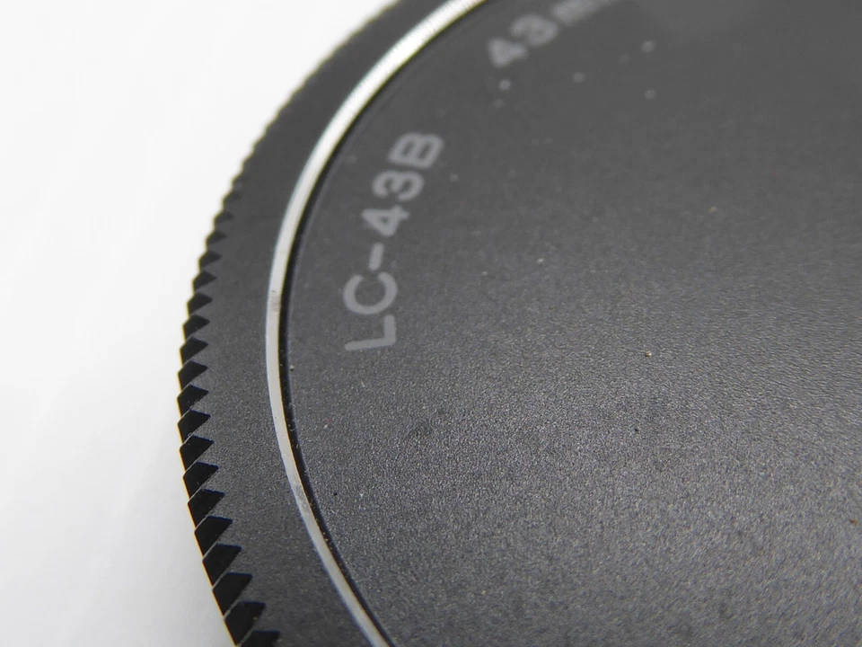 Olympus LC-43B 43mm Lens Cap for 25mm f2.8 Pancake metal version vgc - Image 2 of 4