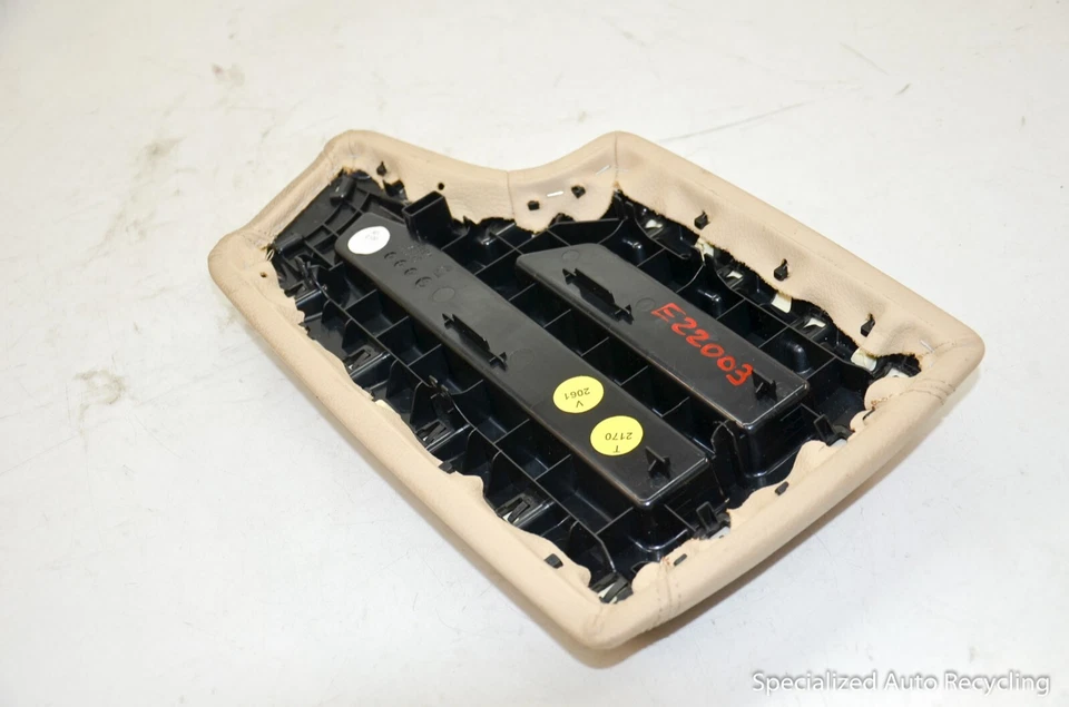 2015 BMW 335i OEM CENTER CONSOLE LEATHER ARMREST - Image 3 of 4