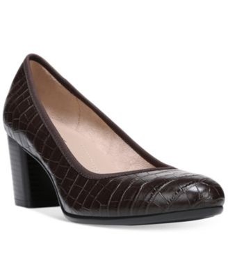 naturalizer naomi black