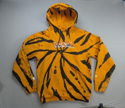 Hypland x Bleach “Shonen Jump” Ichigo Eyes Tie Dye Pullover Hoodie