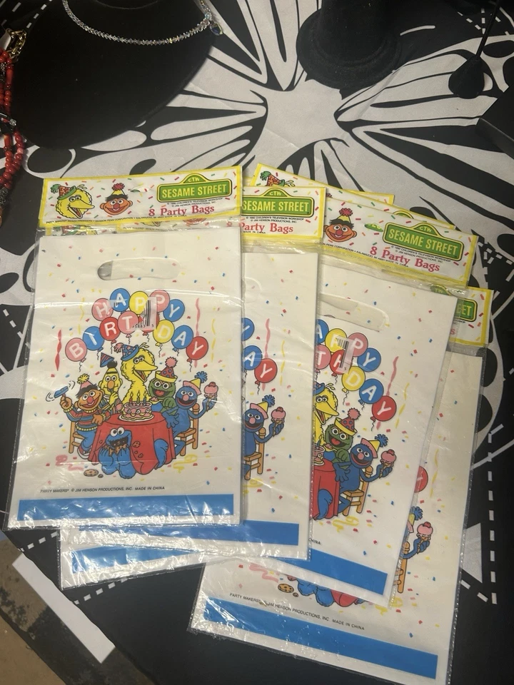 Bolsas de fiesta de cumpleaños de Plaza Sésamo 1990 de colección 7 paquetes de 8 bolsas nuevas en caja raras difíciles de encontrar Foto 4 de 4