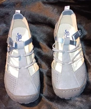 JBU BY JAMBU memory Foam Ladies Shoes. Size 6 (#1937 Silver A)