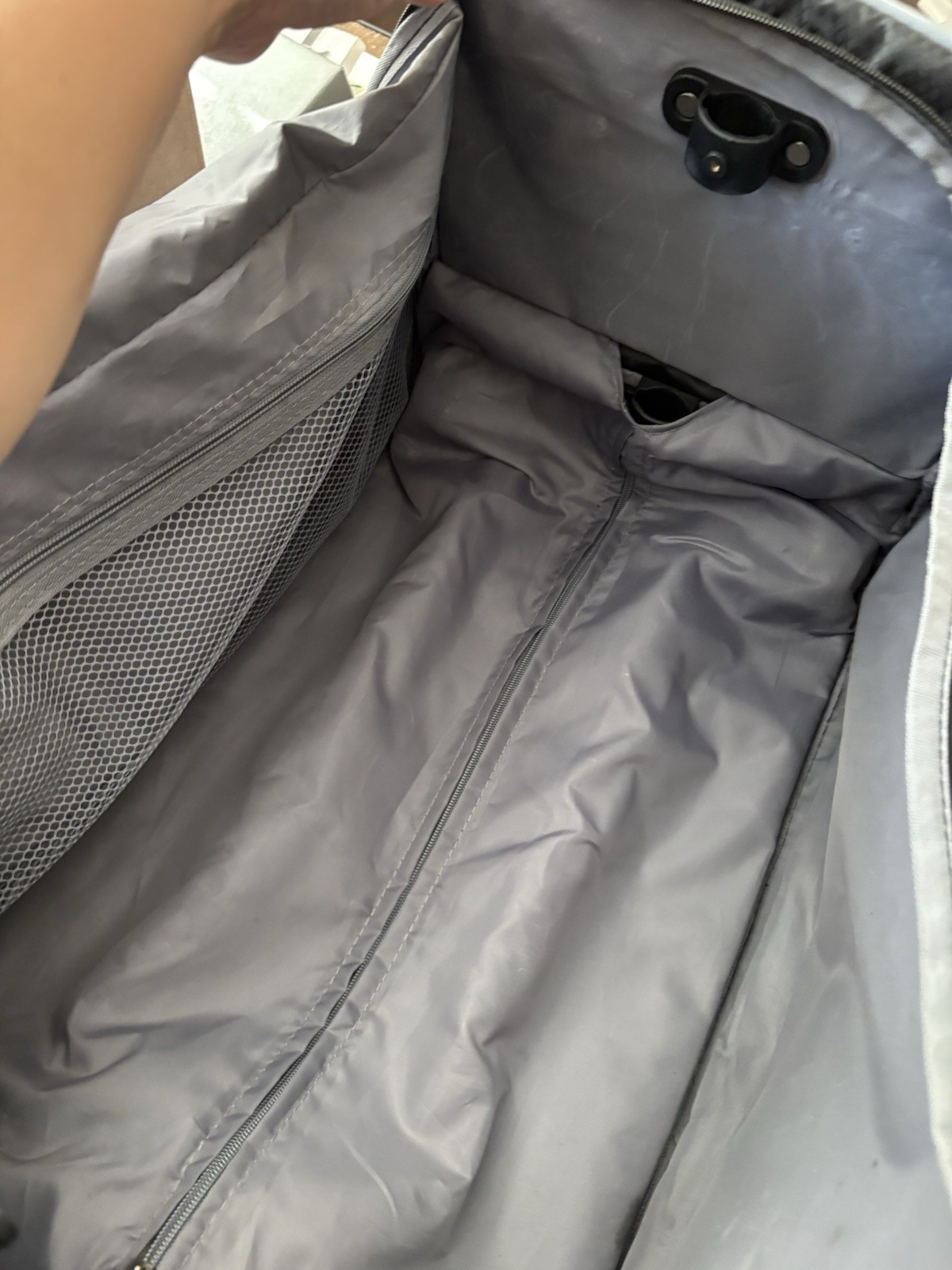 Lightweight Travolution Dance Bag with Garment Ra… - image 8