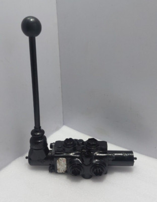 David Brown DSV06X26L Hydraulic Control Valve  89121065081