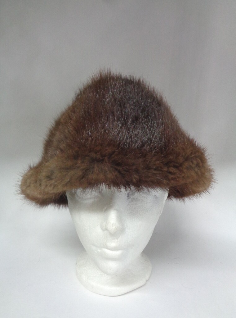MINT BROWN MUSKRAT FUR HAT CAP WOMEN WOMAN SIZE ALL | eBay display picture 1