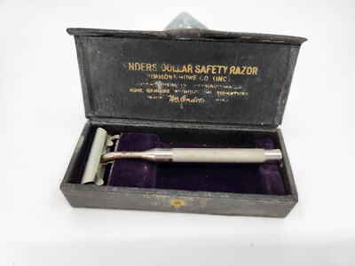 CHRISTY Single-Edge Vintage Safety Razor with Box  C4