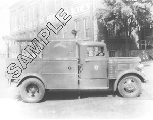 1930s BROCKWAY BELL TELEPHONE Truck w YORK HOOVER BODY 1930s BROCKWAY BELL TELEPHONE Truck w YORK HOOVER BODY