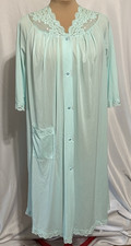 Shadowline Robe Housecoat Aqua Blue Pink Rosebuds Lace Size Med Snap Front Nylon