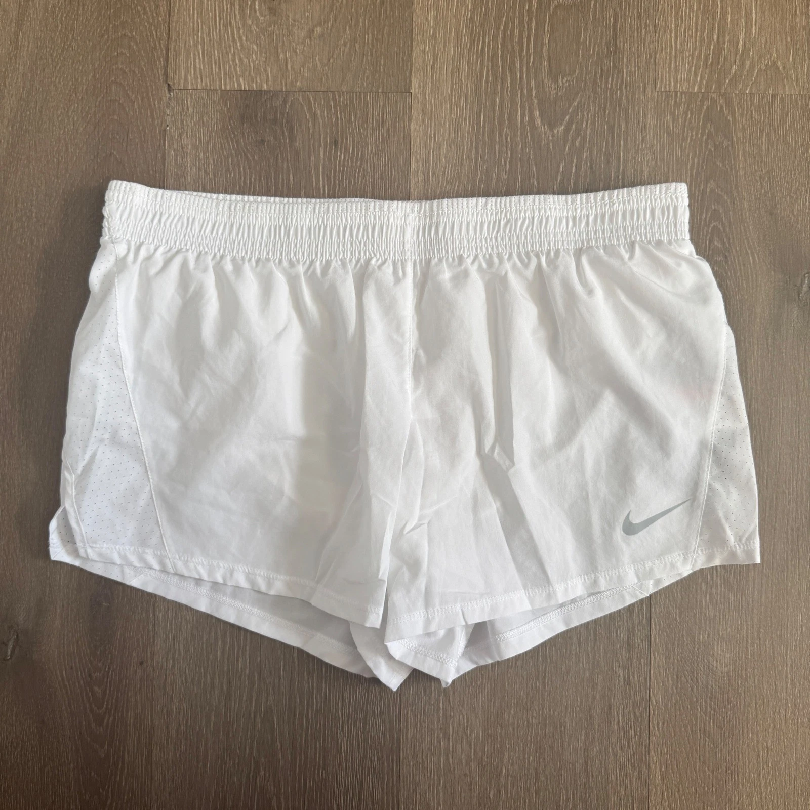 Nike Running Shorts Womens Large White Dri-FIT 10/10K Mesh 895863-100