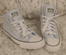 Converse Lilac  Madison Mid Chuck Taylor All Stars Women’s 8.5