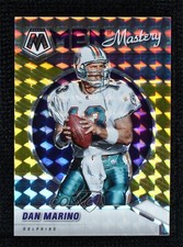 2021 Panini Mosaic Men of Mastery Gold Prizm 8/10 Dan Marino #MM19 HOF 4t6