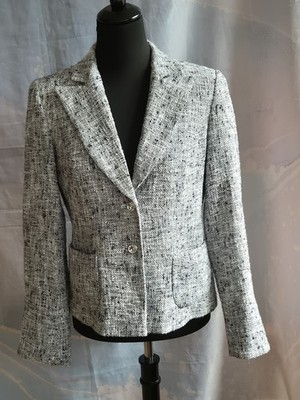 Jacke Von Madeleine,  Weiß, Blauen Und Silber Lurexfäden , Gr. 38, Futter Weiß