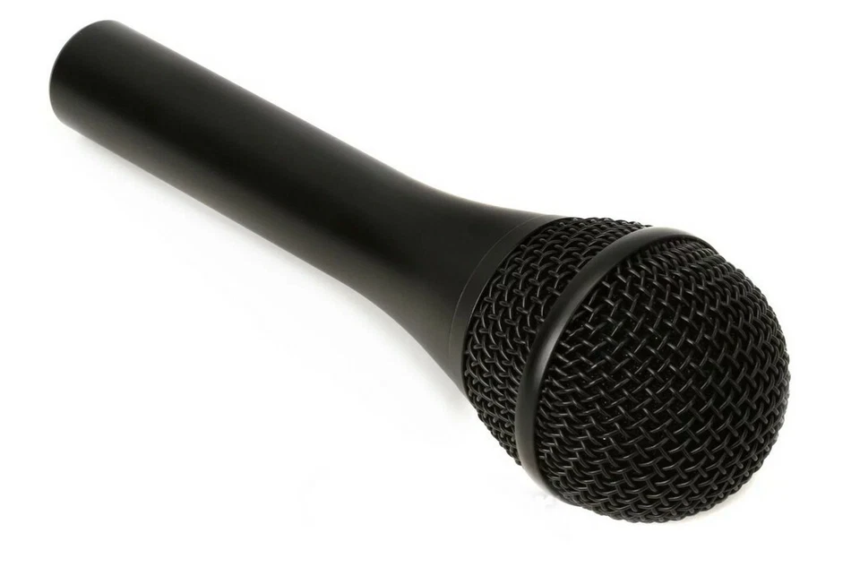 Audix OM5 Handheld Hypercardioid Dynamic Vocal and Instrument Microphone - Image 4 of 4