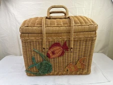 Vtg Picnic Basket Wicker Rattan Handmade Lock Handle Lined Tropical Fish 15X13