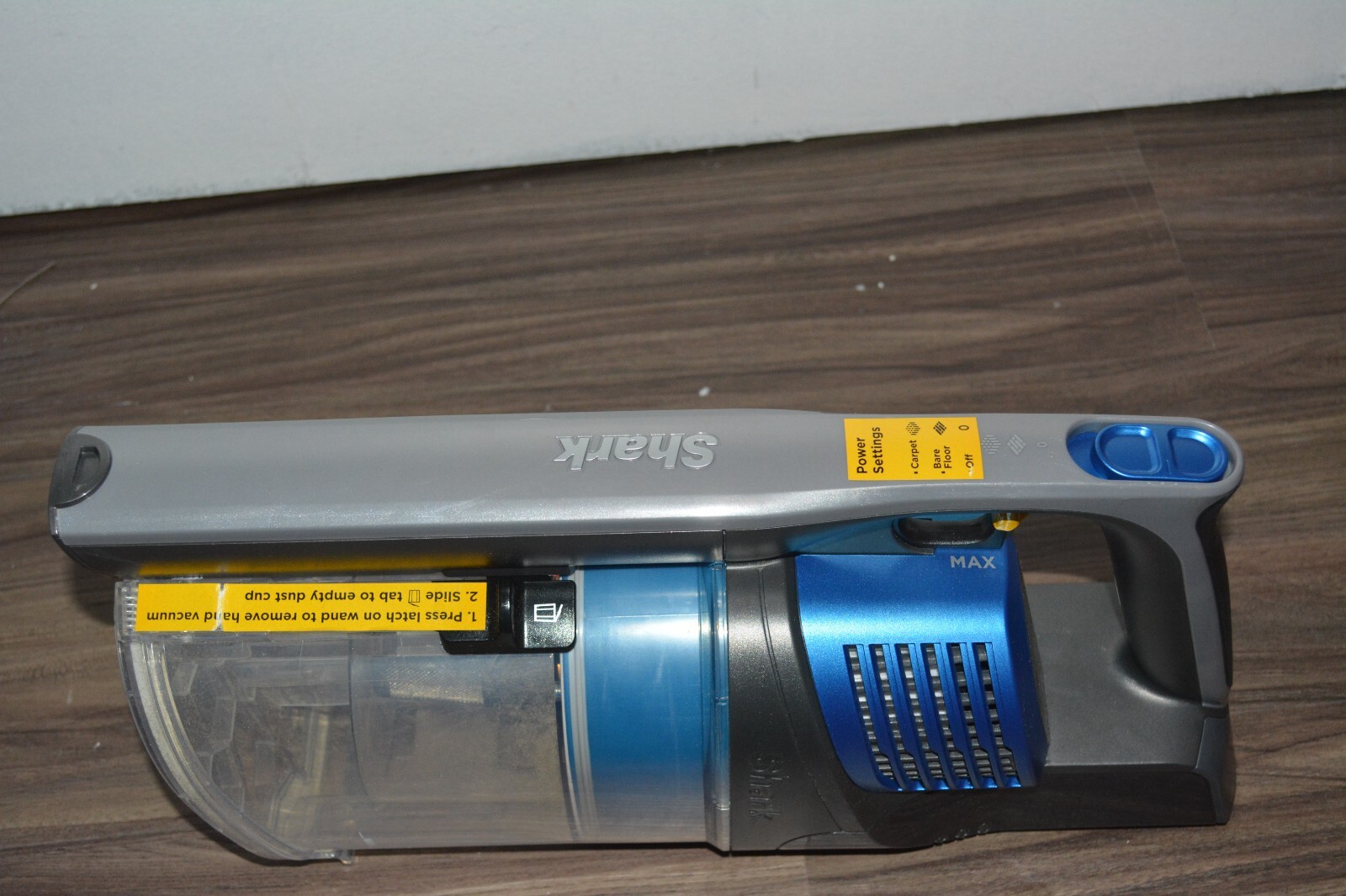Shark IX140 Lightweight Cordless Pet Stick Vacuum Blue Rep Brush Roll