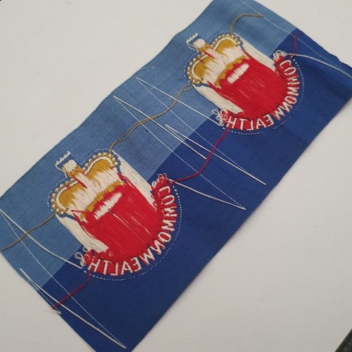 1950's Korea British Commonwealth Forces Formation Sign Badges Patch. Uncut Pair - Foto 3 di 4