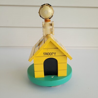 Vintage Snoopy as the Red Baron Wooden Schmid Music Box 1968 WWI