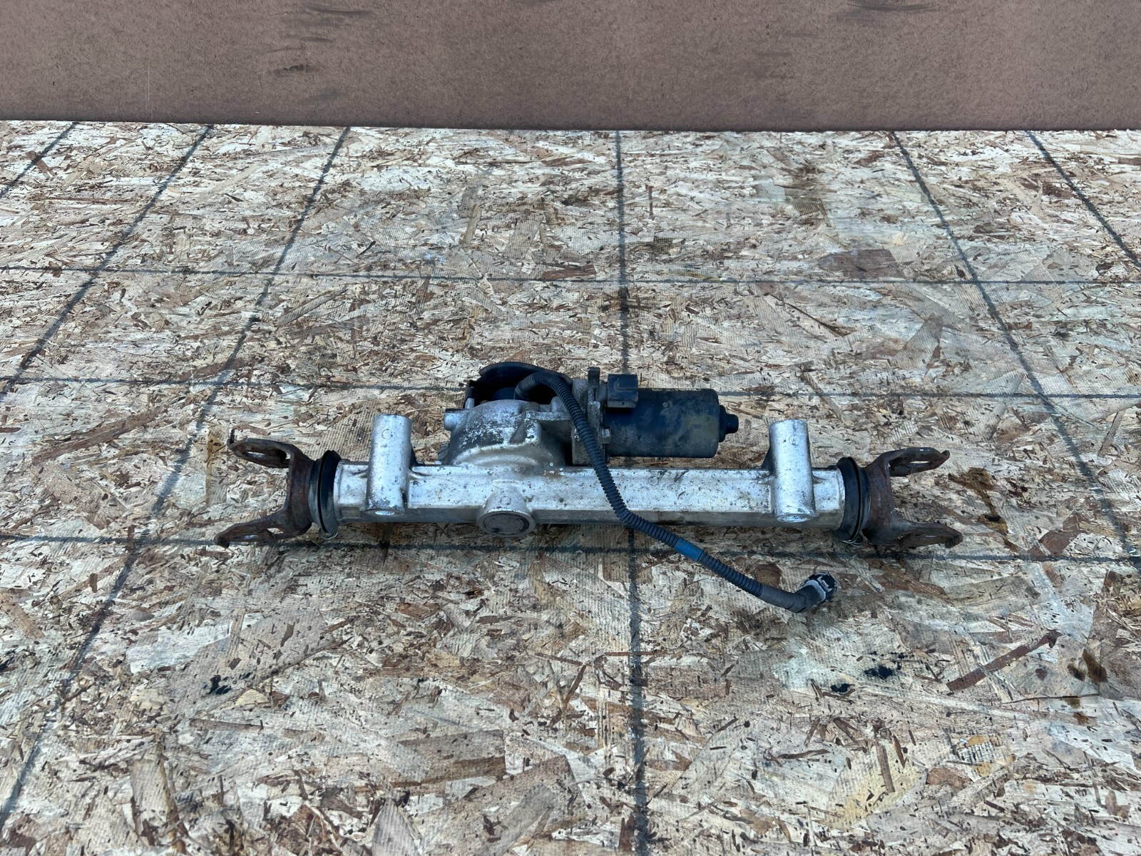 Infiniti Fx50 2009-2013 OEM Rear Electric Power Rack and Pinion 