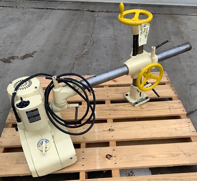 Holz Her # ET117 3 Roll Power Feeder Wired 480 3ph  (5024)