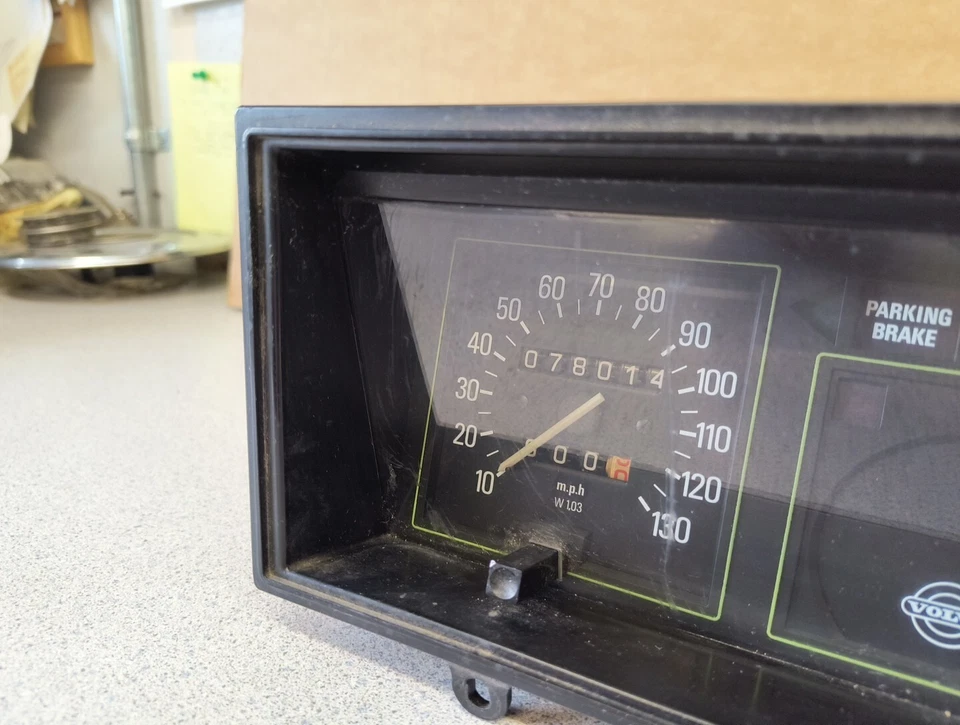 Velocímetro Volvo 1974, cuadro de instrumentos de combustible para vagón 142/144/145 JMP1212529 Foto 4 de 4