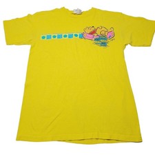 Vintage Pooh Disney Graphic T-Shirt Adult Medium Yellow "No Bothers Here" 90s