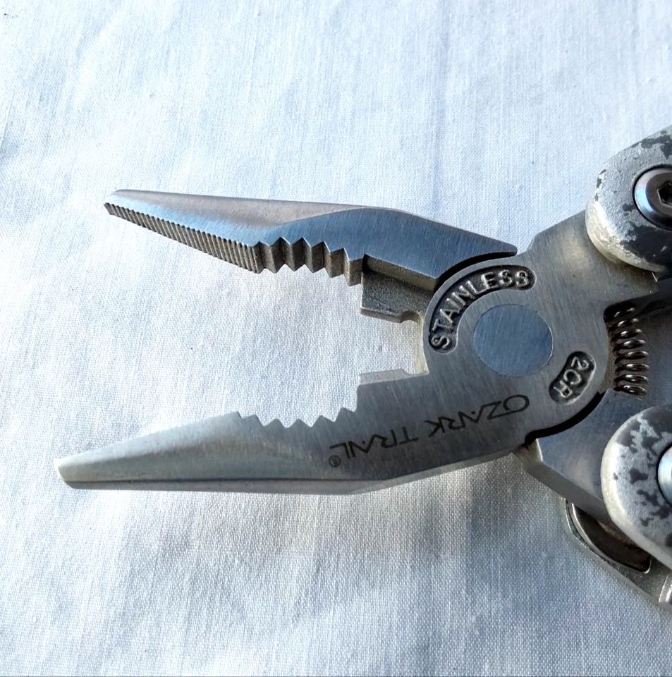 Vintage Ozark Trail Multi Tool Pliers, Knives Blades Saw and more.. Last one - Image 2 of 4