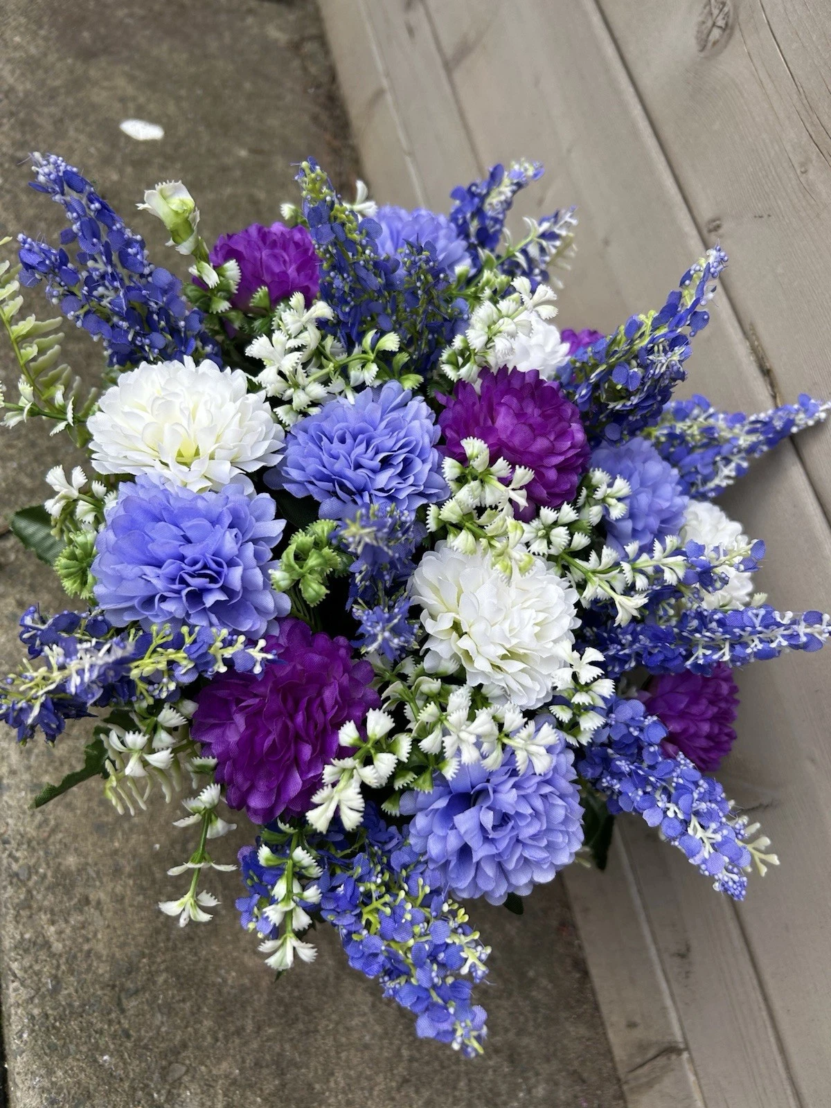 Artificial Grave Pot Flower Arrangement Purple Lilac Carnations Cemetery Vase
Opens in a new window