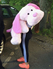 Riesiger Stoff- & Plüschhund liegend, rosa, ...