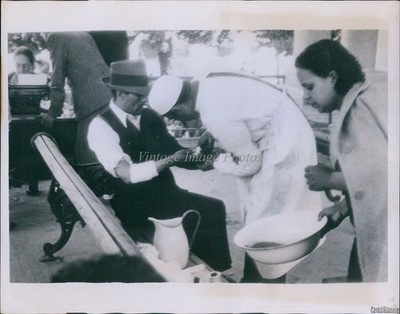 1939 Victim Of Chillan Chile Earthquake Receives First Aid Disaster Photo 7x9