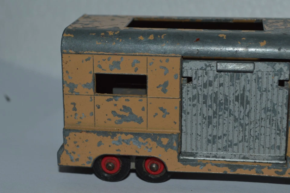 Lesney Matchbox King No K18 铰接马厢厢式货车 英国制造 大约 20 世纪 60 年代 — 第 3/4 张图片