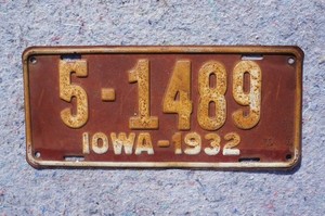 1932 Iowa License Plate