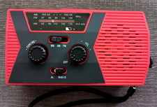 Solar Crank Radio with Flashlight  Reading Lamp FM/AM/NOAA Weather Band Radio