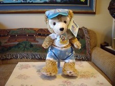 Disney DUFFY, the Bear, Mickey Mouses Friend, New Aulani Resort Hotel Outfit 13"