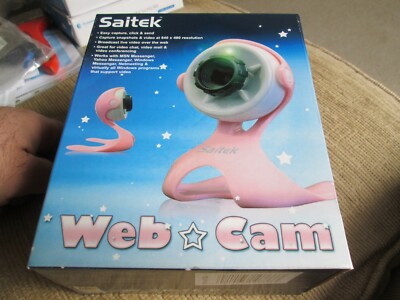 Menge 9 Saitek Pink Webcam mit Kameraständer (640 x 480) - Neu/Verpackt