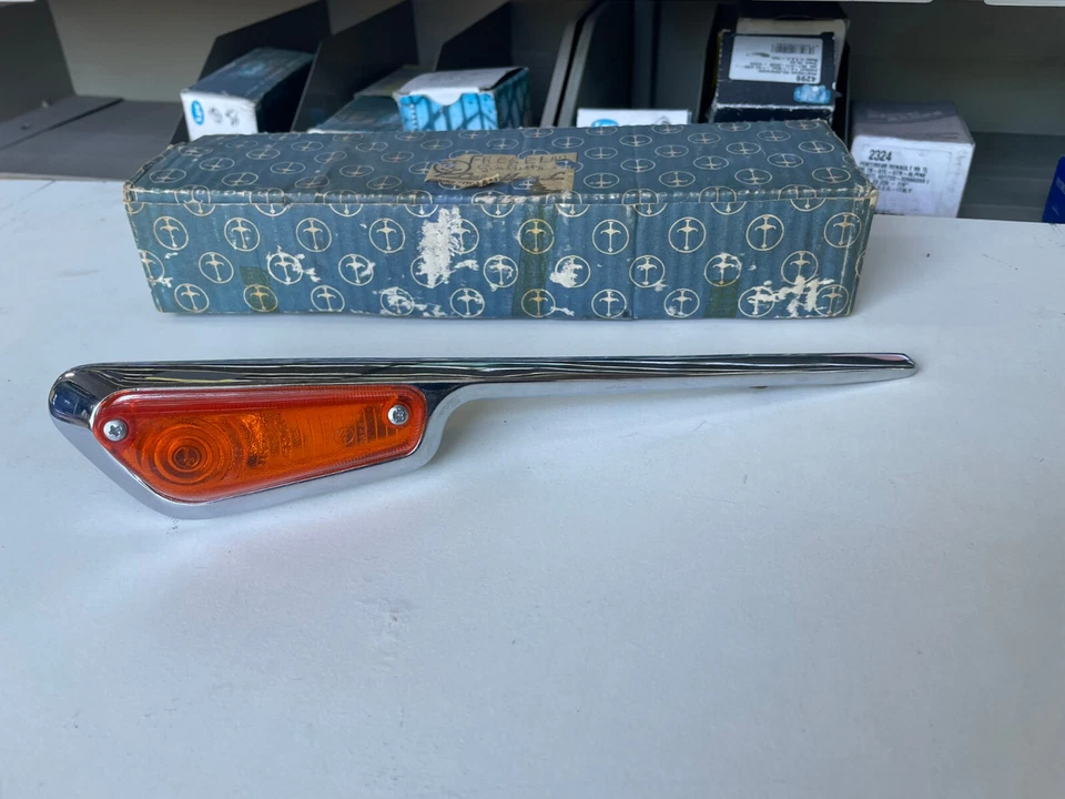 FRECCIA laterale sinistra ALFA ROMEO GIULIETTA SPRINT berlina 2000 2600 SPIDER Foto 3 de 4