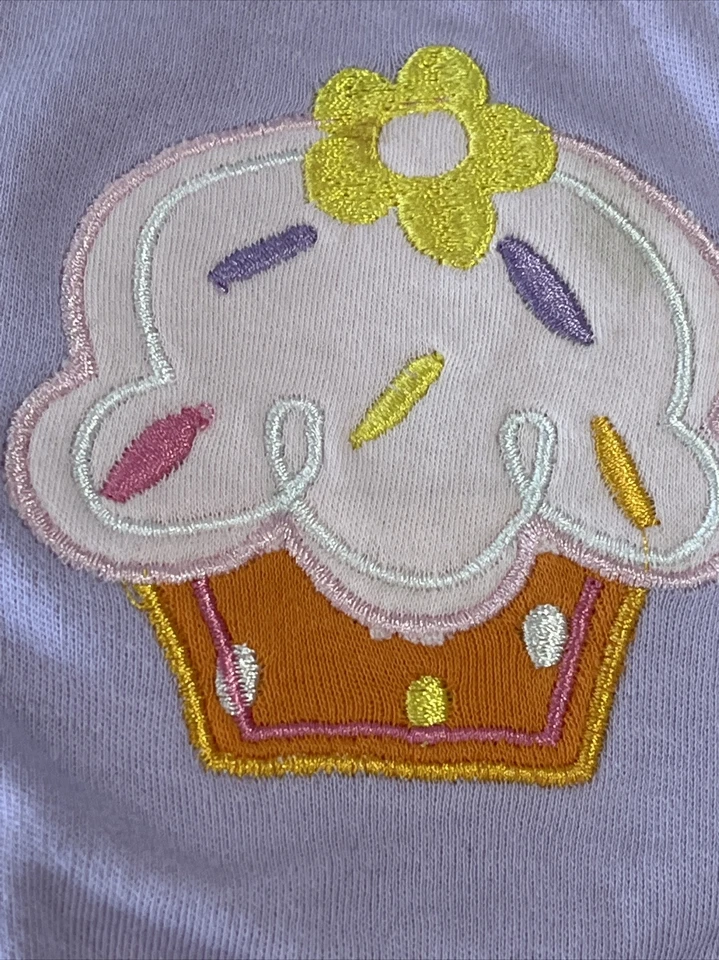 Conjunto de body de bebé dulce y suave estampado de cupcakes con patas talla 3-6 meses Foto 2 de 4