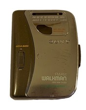 WM-FX323 SONY FM/AM WALKMAN MEGA BASS  FOR PARTS OR REPAIR ONLY  UNTESTED