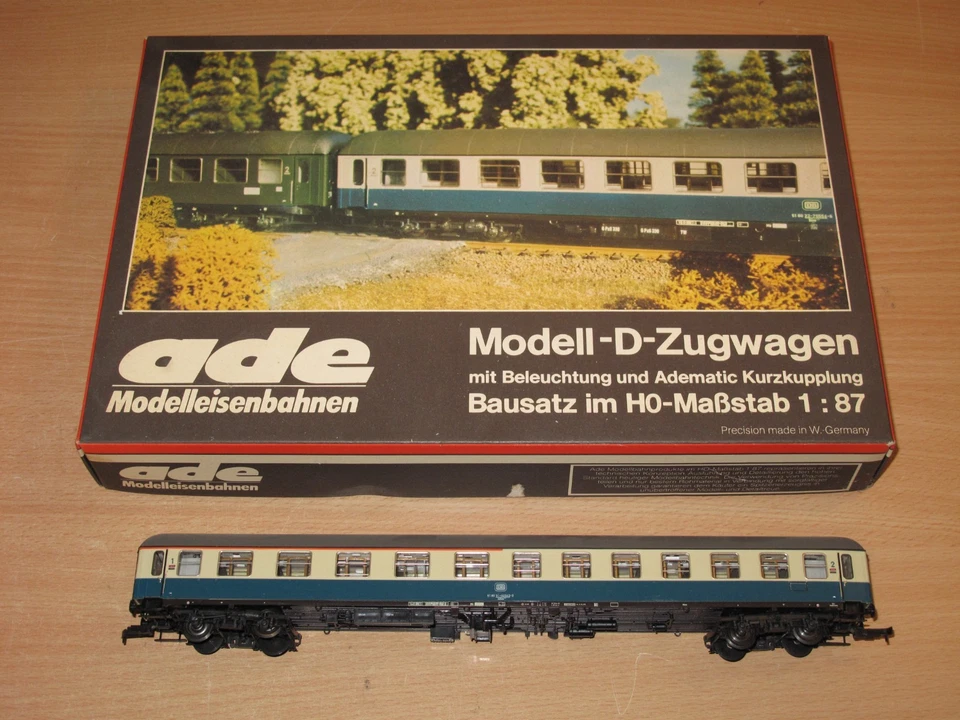ADE H0 Bausatz Modell-D-Zugwagen DB Blau in TOP