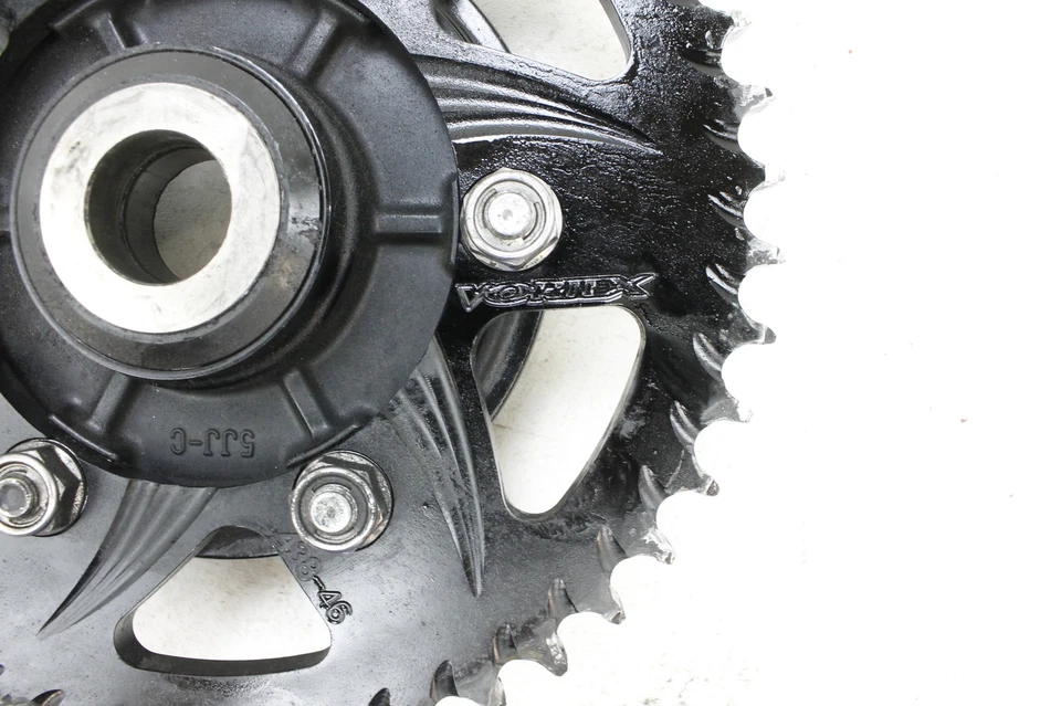 09-14 PIÑÓN TRASERO YAMAHA YZF R1 VORTEXT 46T Foto 2 de 4