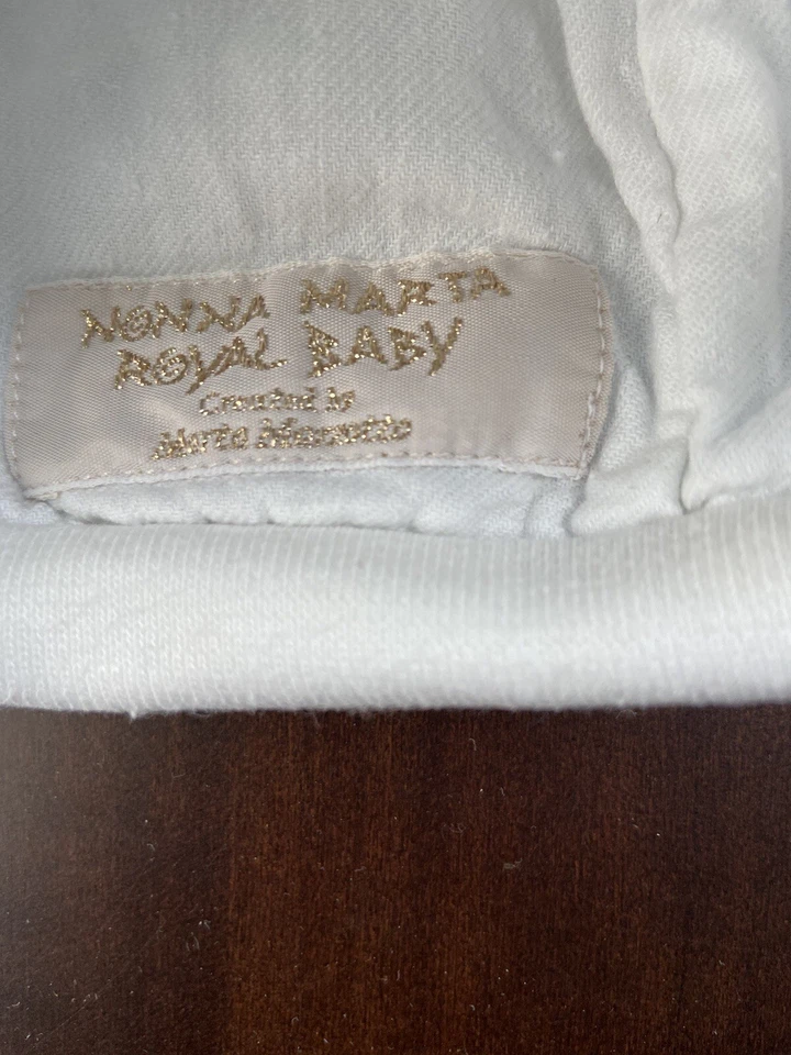 BERRETTO VINTAGE ROYAL BABY IMBOTTITO AZZURRO CHIARO CIRCONFERENZA 43 cm CIRCA - Immagine 4 di 4