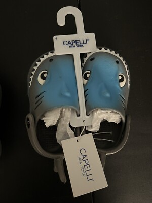  Capelli New York Toddler Boys Shark Clogs Size 6
