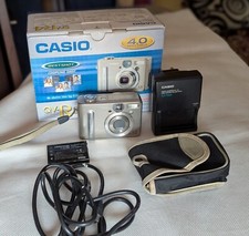 Casio QV-R4 4.0MP Compact Digital Camera Silver