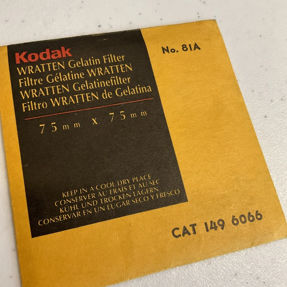 Kodak Wratten 81A Gelatin Filter 149 6066  75x75mm 1993 Sealed New - Image 3 of 4