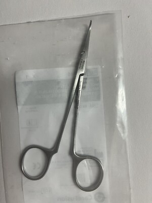 V.Mueller MCCABEDISSECTOR Angled 14MM, Smooth Jaw, Overall Length 5 1/2 (14cm)