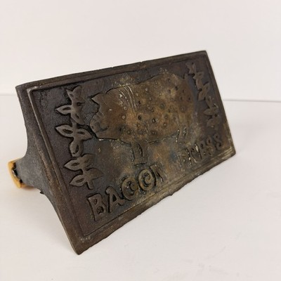 Vintage Cast Iron Bacon Press Pig Design Rustic Farmhouse Kitchen Tool