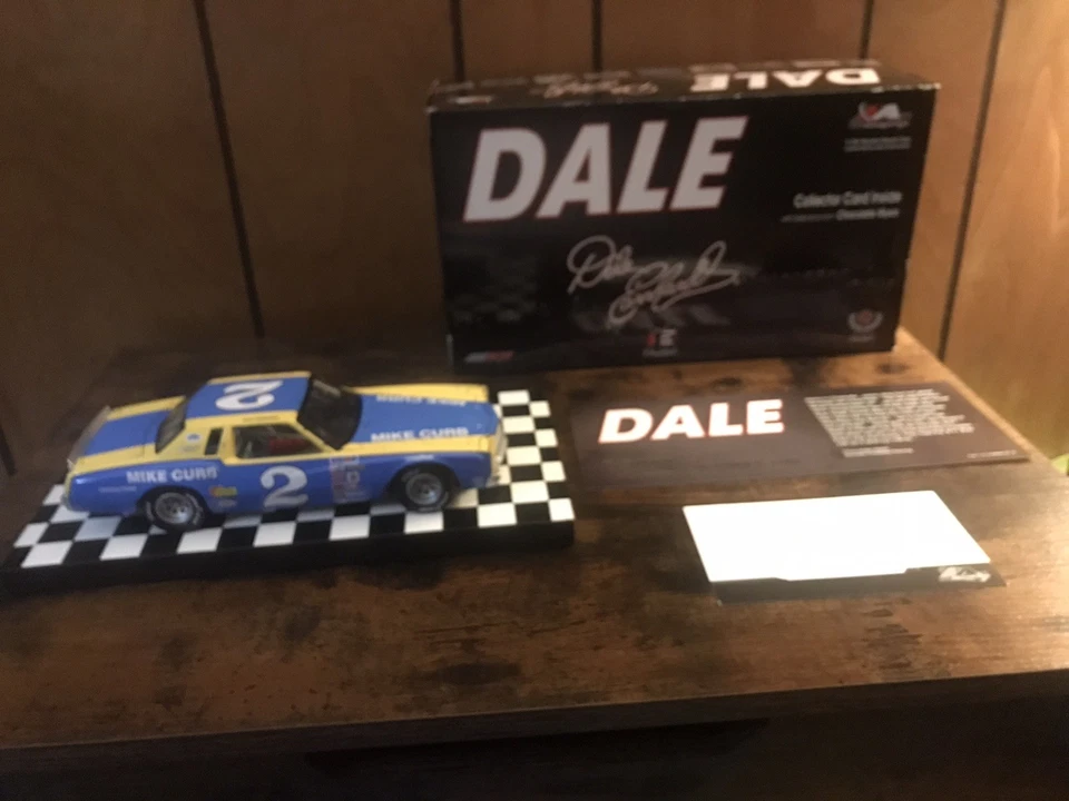 Dale Earnhardt Sr. 1980 Mike Curb Champion Monte Carlo escala 1:24 NASCAR diecast Foto 4 de 4