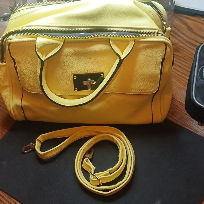 Merona Yellow Pebbled Satchel Top Handle Bag with Gold Hardware Detachable Strap