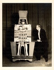 HOWARD THURSTON PERFORMING ILLUSION WITH JANE / Archival Magician Photo Reprint