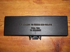 97-01 JEEP CHEROKEE SPORT UNDER HOOD FUSE BOX DOOR LID COVER 98 99 00 COUNTRY XJ