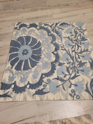 Pottery Barn Emeraldi Embroidered Pillow Cover  20'' x 20''
